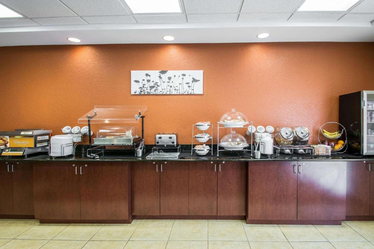 Sleep Inn & Suites Palatka North Екстериор снимка